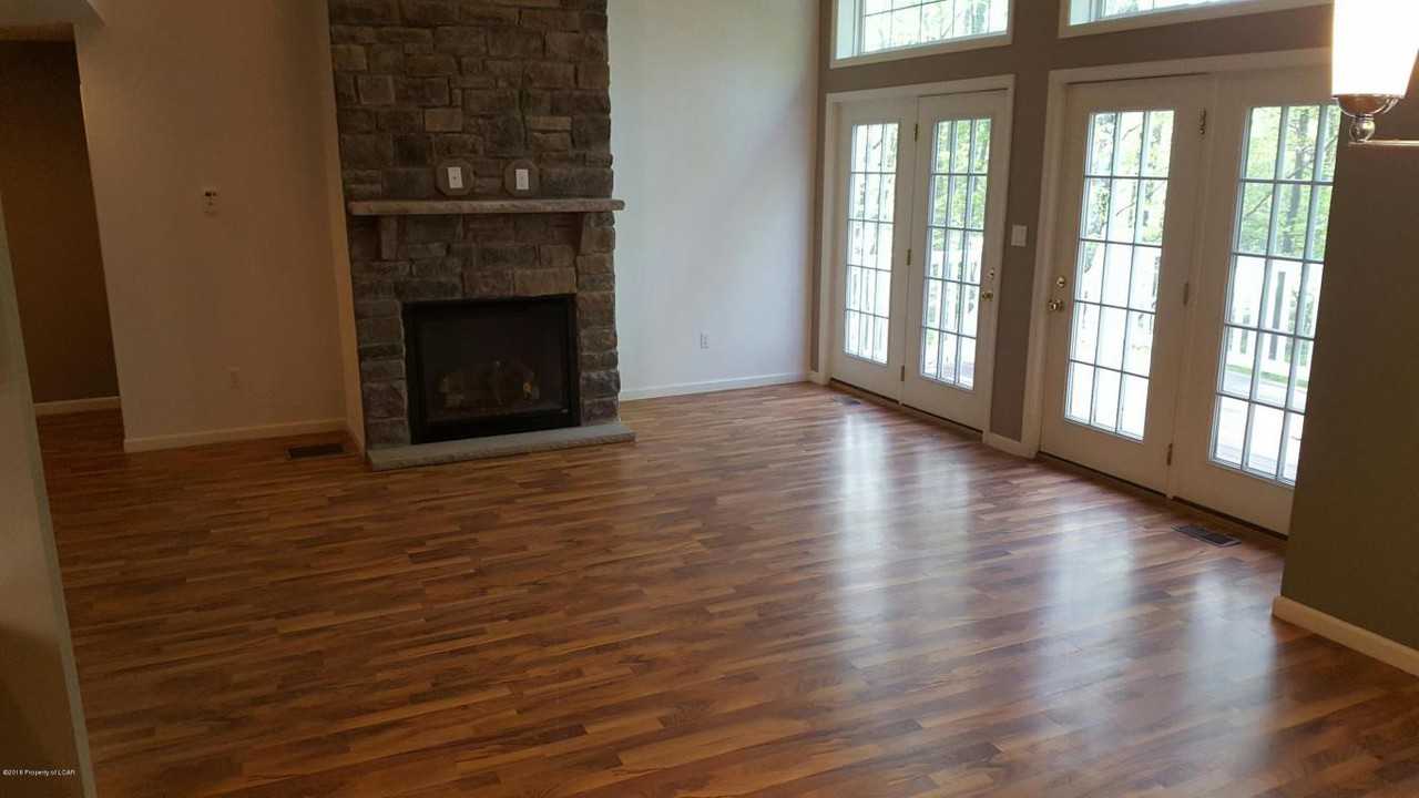 17 Turnberry Ln - Photo 2 of 15