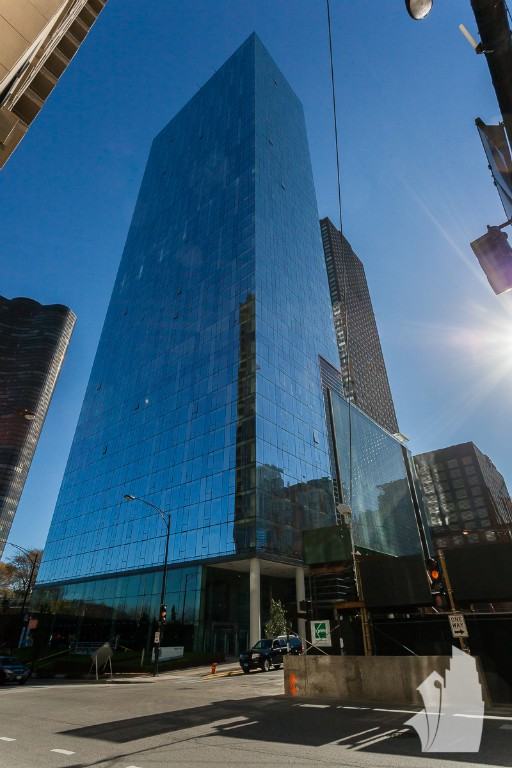 502 North Lake Shore Drive #1BR