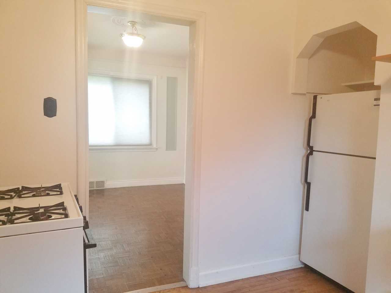 4083 Calhoun St - Photo 3 of 15