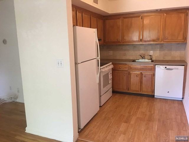 20 Ridge Rd - Photo 2 of 8