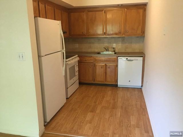 20 Ridge Rd - Photo 3 of 8