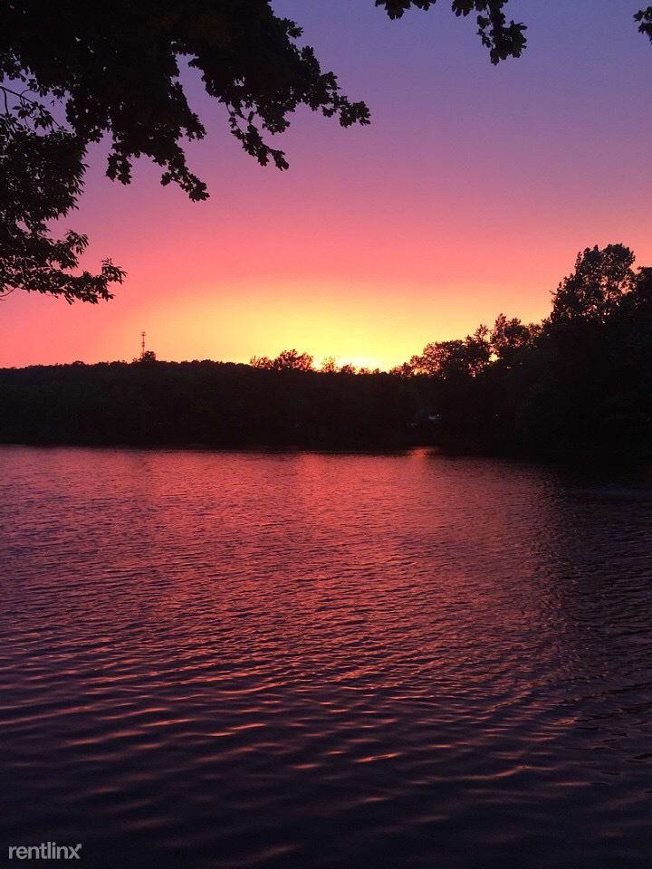 2 Gerald Ct - Photo 3 of 14