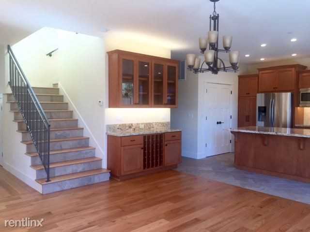 506 Lockewood Ln - Photo 3 of 12