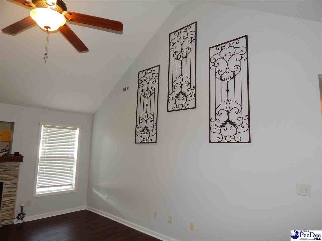 2913 Bentgrass Ct - Photo 2 of 25