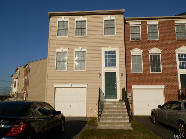 125 Walnut St - Photo 2 of 14