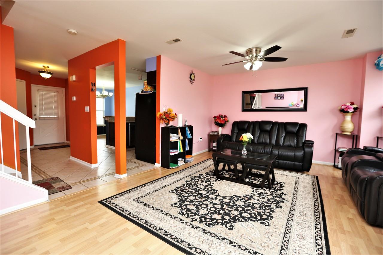 91 Jill Ct - Photo 2 of 25