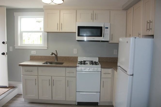 444 A Street #B - Photo 2 of 7