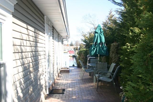 119 Alhambra Rd - Photo 2 of 16