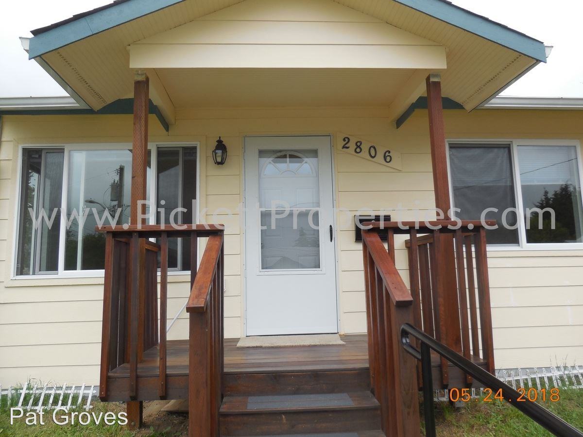 2806 Walnut Ct - Photo 2 of 10