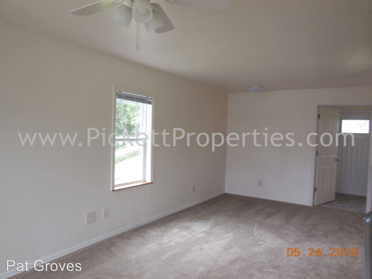 2806 Walnut Ct - Photo 3 of 10