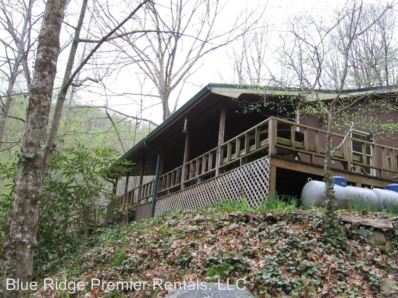 128 Laurel Dr - Photo 2 of 16