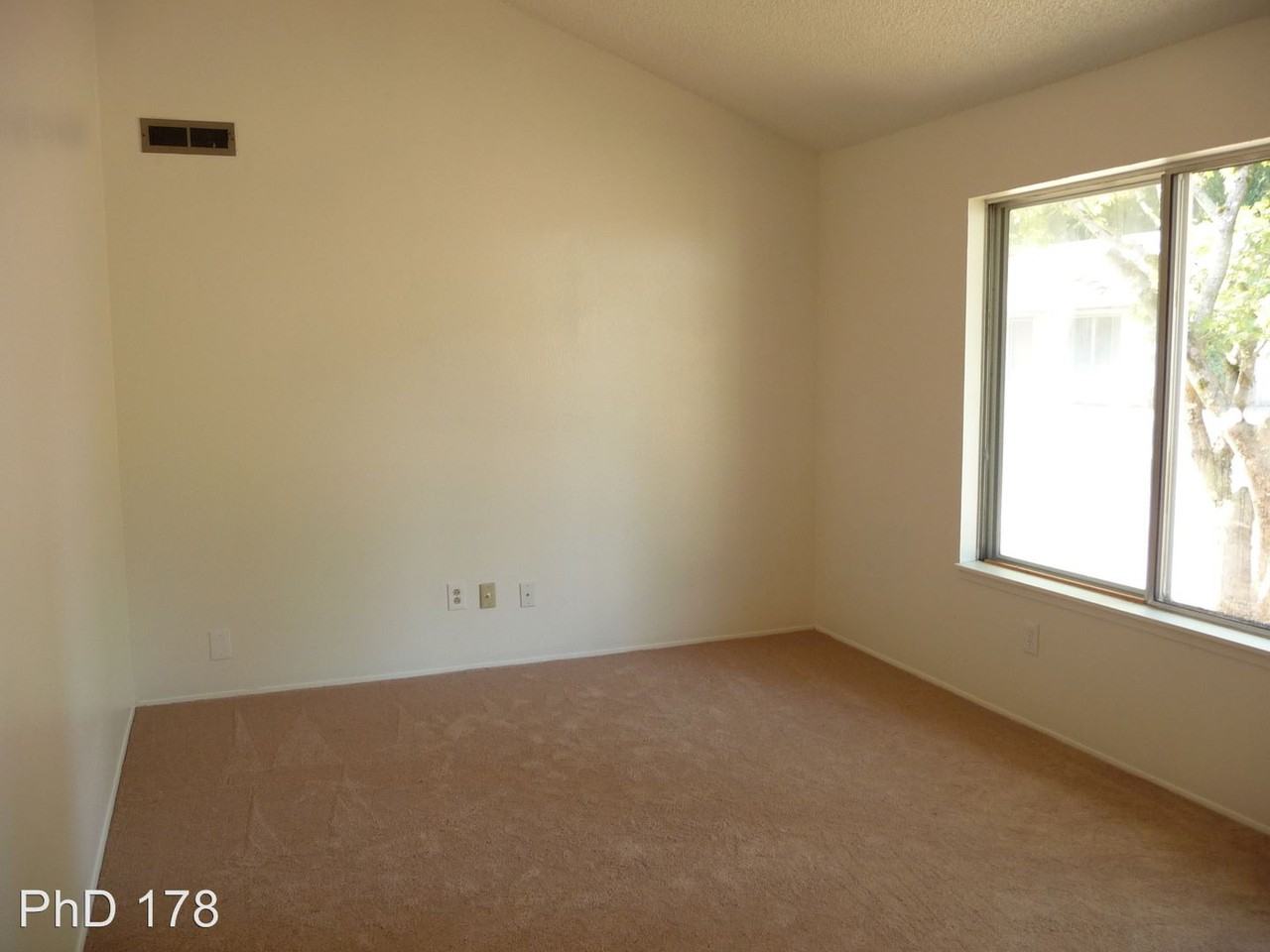 19427 SE 267th St - Photo 2 of 7