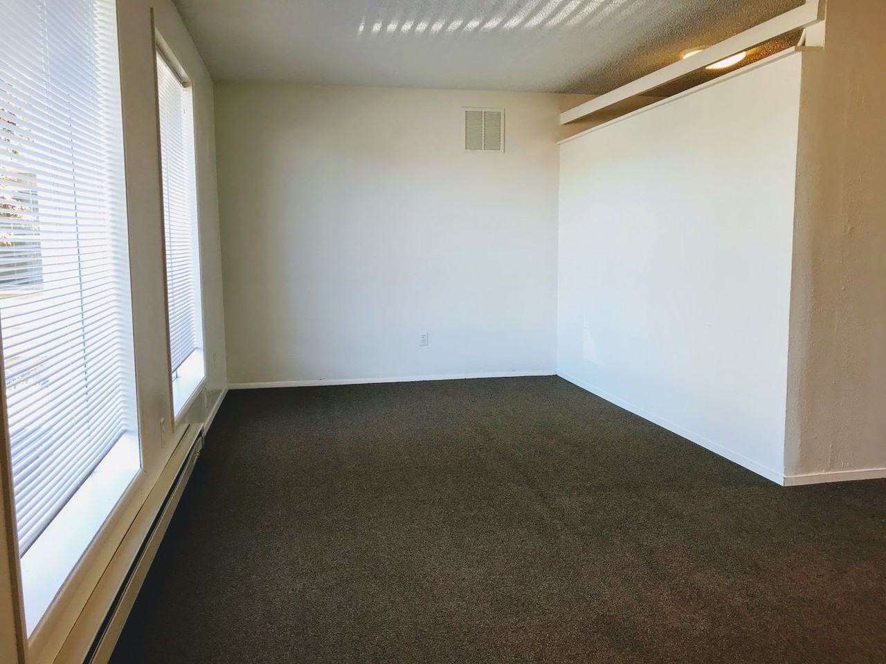 130 NW Rose St #1 - Photo 2 of 8