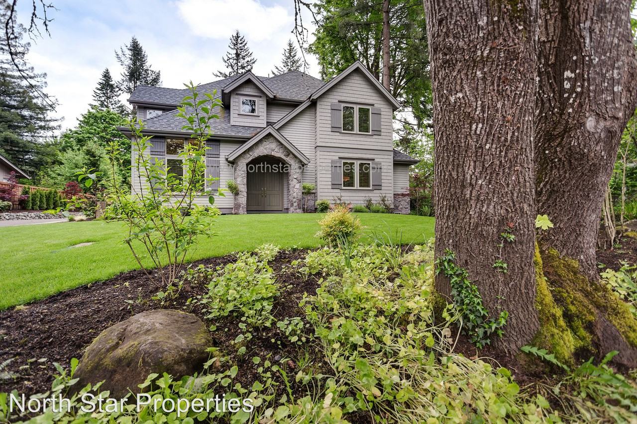 17436 Kelok Rd - Photo 2 of 41