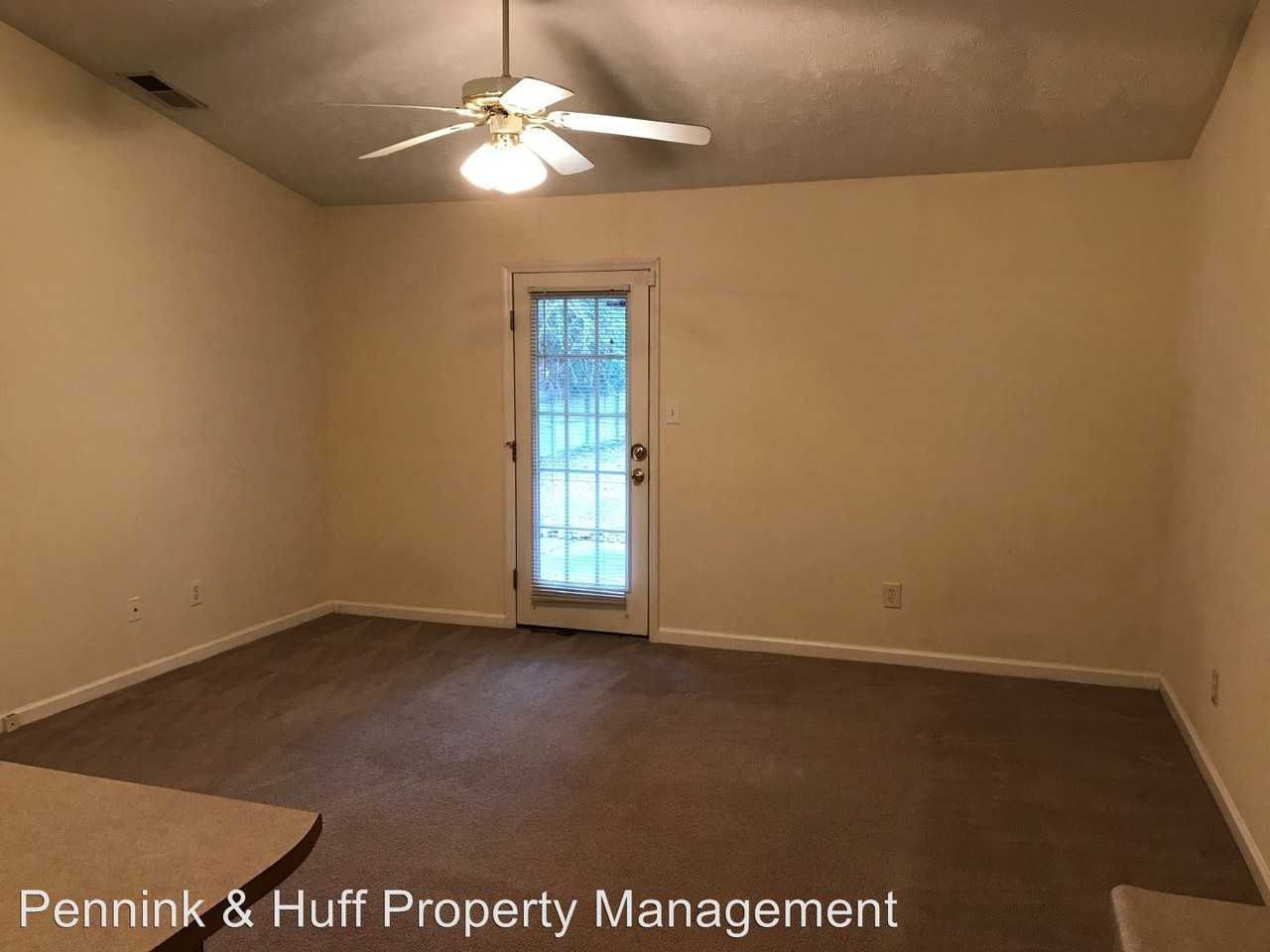 522 Fayetteville St - Photo 2 of 10