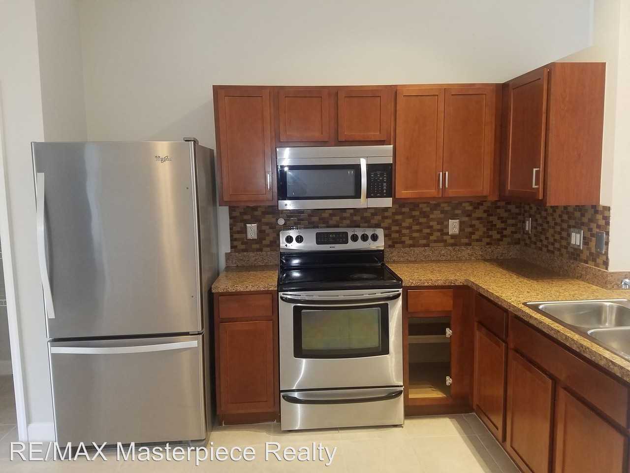 2625 SW Acco Rd - Photo 2 of 7