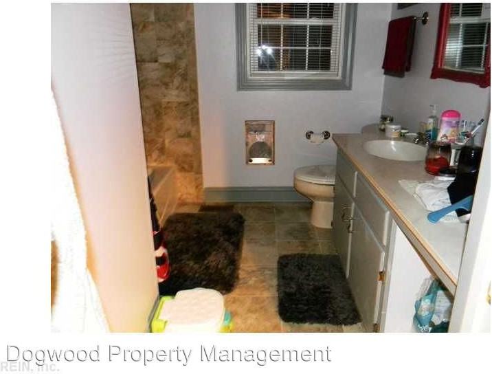 742 Shawboro Rd - Photo 3 of 7