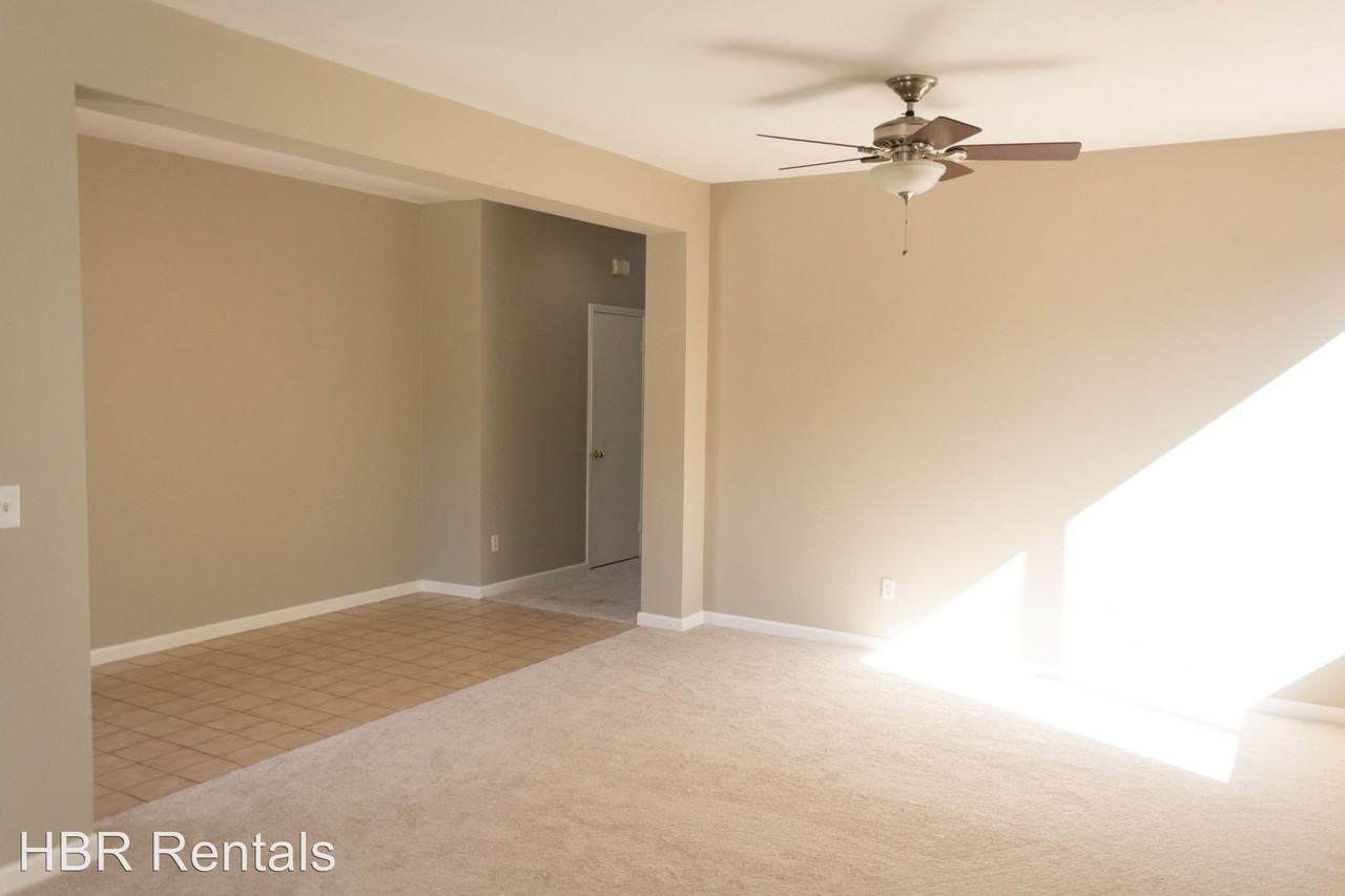 388 Burlington Dr - Photo 3 of 27