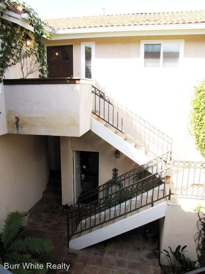 611 E Balboa Blvd #A - Photo 2 of 26