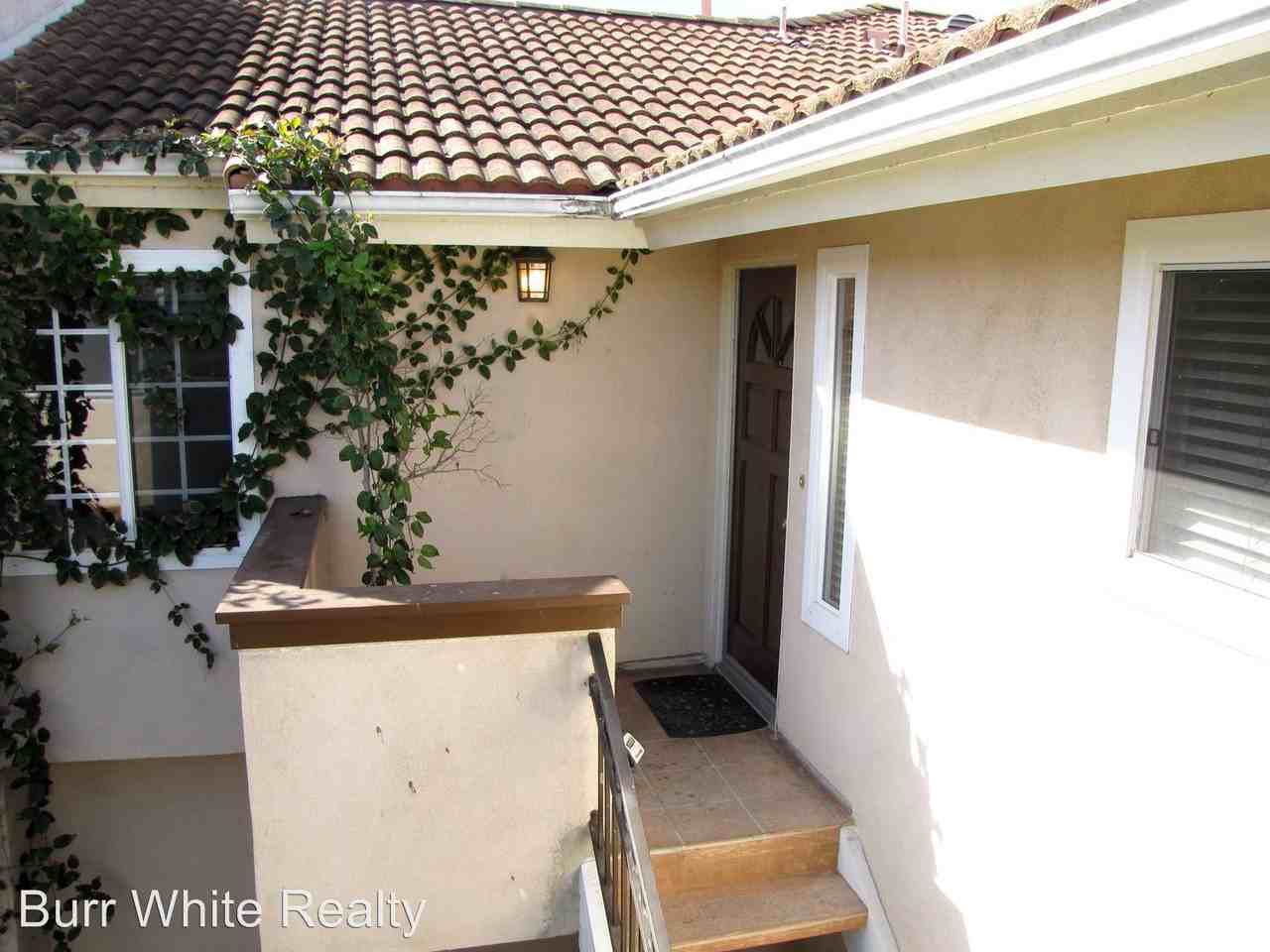 611 E Balboa Blvd #A - Photo 3 of 26