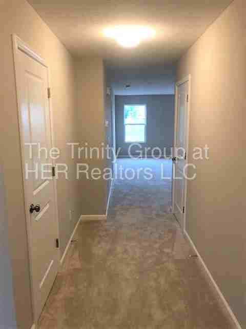8106 Narrow Leaf Dr - Photo 3 of 21