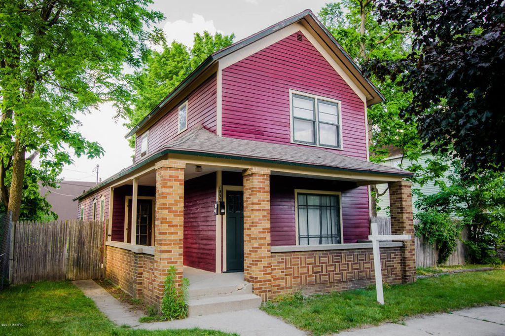 1039 Baldwin St SE #2