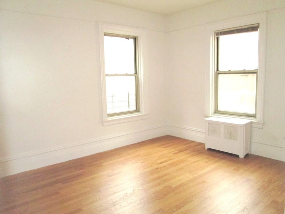 77 W 85th St - Photo 2 of 8