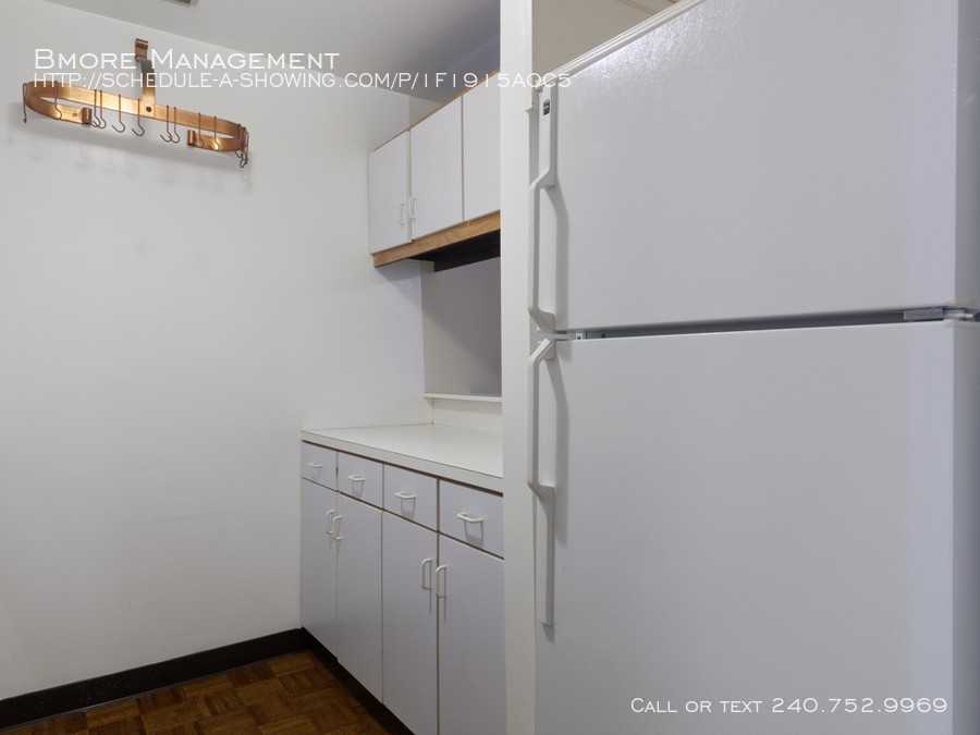 123 W Conway St - Photo 3 of 27