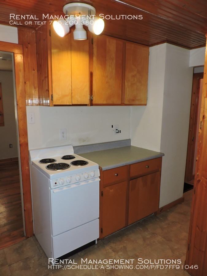 1271 SW Plass Ave - Photo 2 of 6