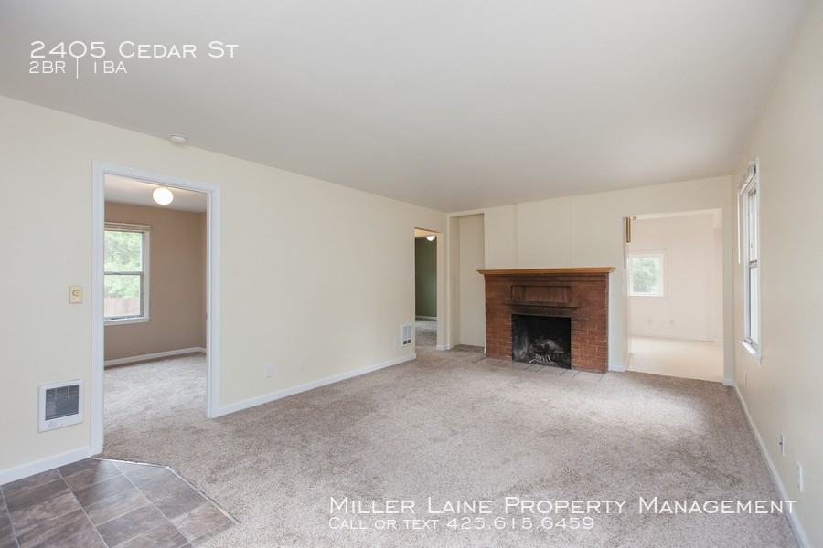 2405 Cedar St - Photo 3 of 24