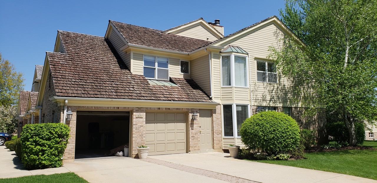 1801 Ashbury Ln - Photo 3 of 19