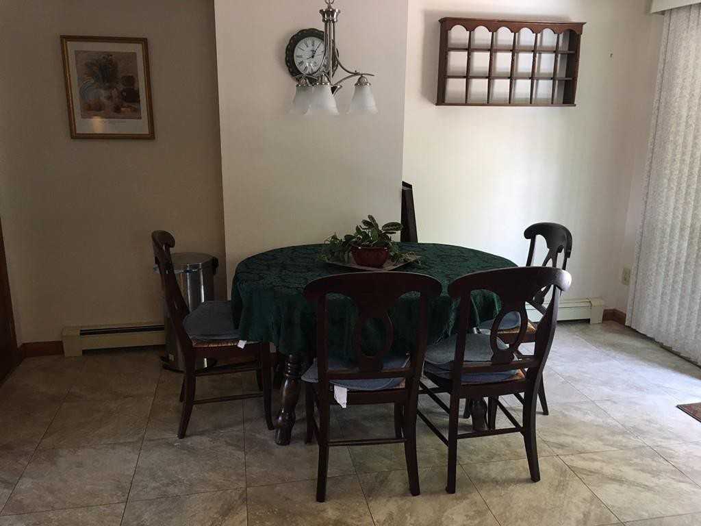 79 Robins St - Photo 3 of 20