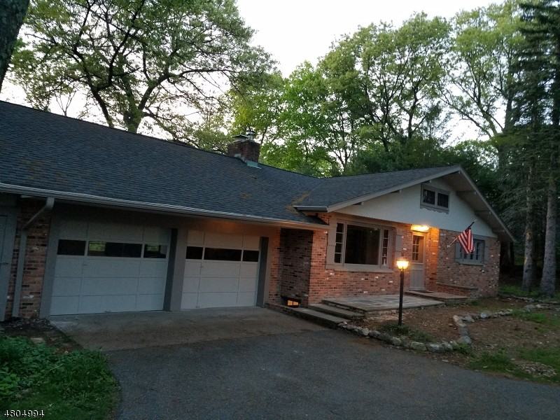 6 Sheeprock Rd - Photo 2 of 24