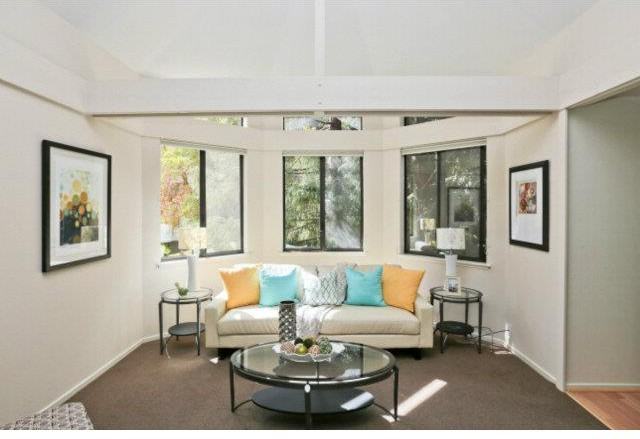 620 Mariposa Ave - Photo 3 of 15