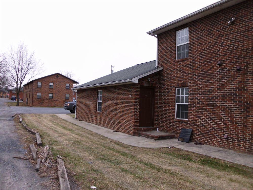 135 Lewis St