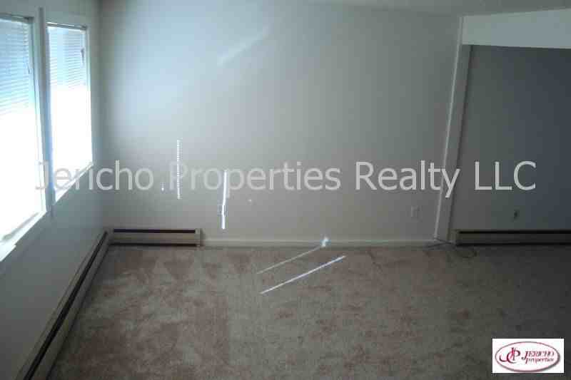 1865 Independence St - Photo 2 of 12