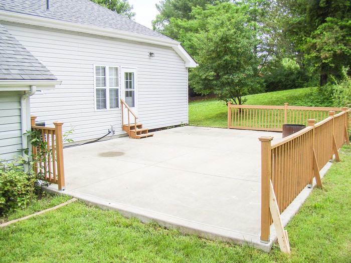 10112 Greenbriar Ct - Photo 3 of 24