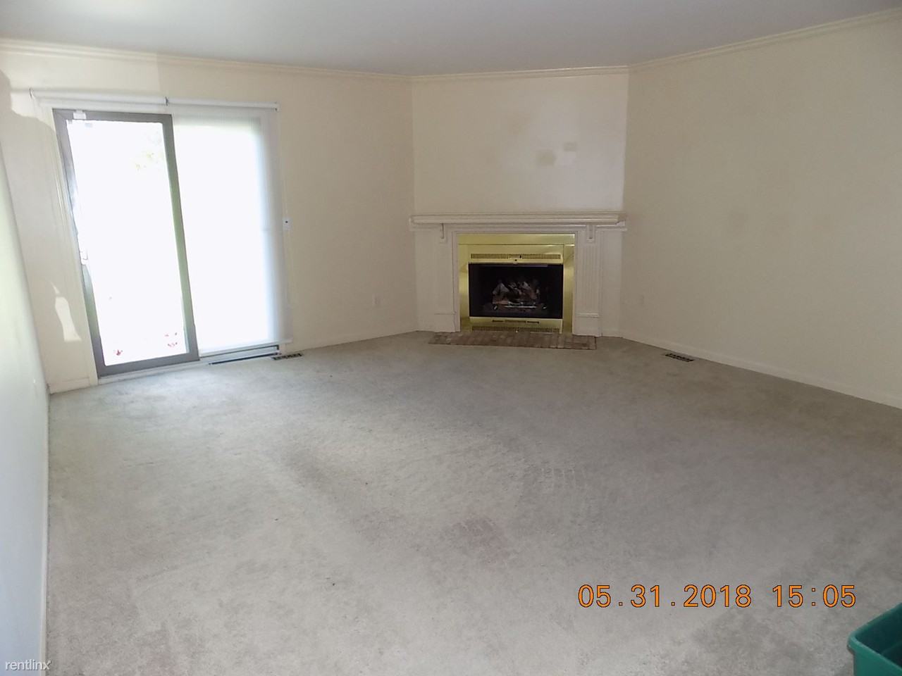 3059 Debra Ct - Photo 3 of 19
