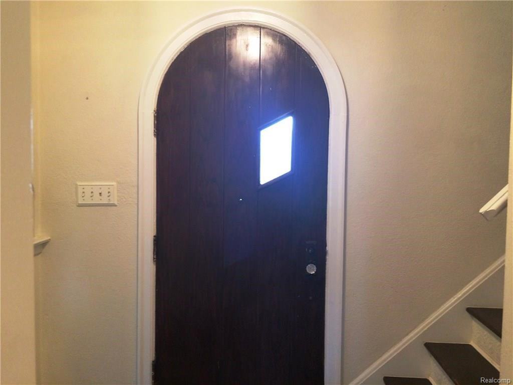 244 Fisher Rd - Photo 3 of 29