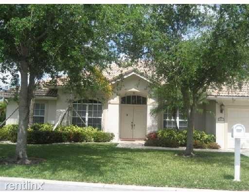 102 NW 83rd Way - Photo 2 of 3