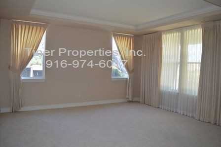 300 Ridge Creek Ct - Photo 3 of 22