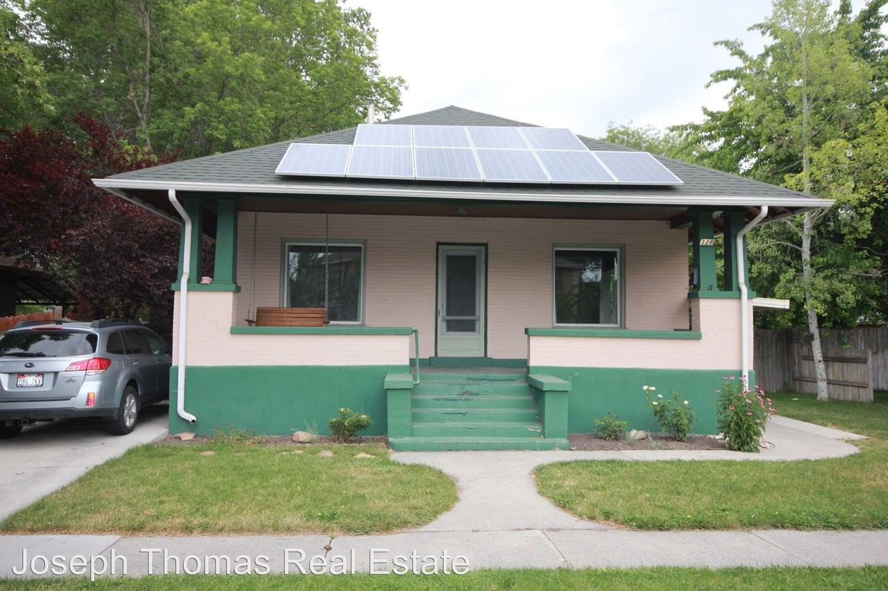 328 300 N - Photo 2 of 28