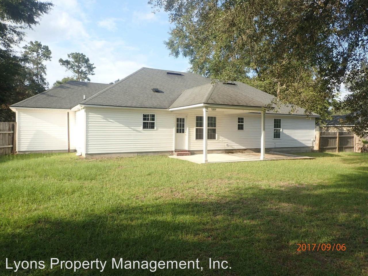 4485 Quarterman Estates Dr - Photo 2 of 15