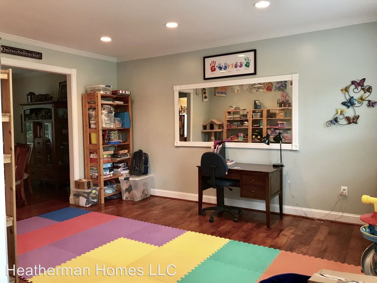 29 Savannah Ct - Photo 3 of 32