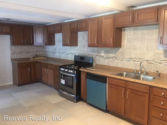 2352 Dog River Dr N - Photo 2 of 17