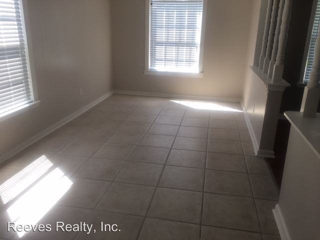 2352 Dog River Dr N - Photo 3 of 17