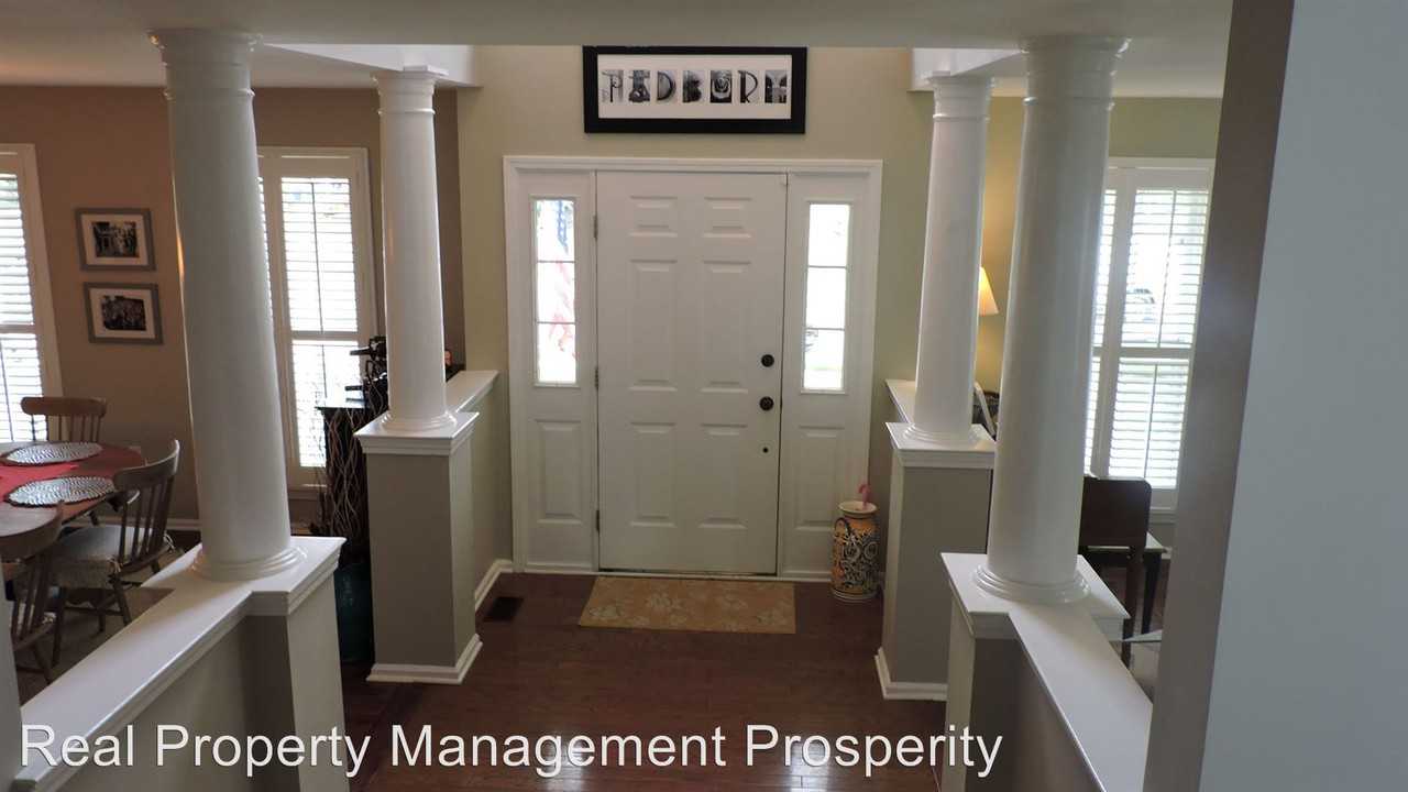 111 Equestrian Dr - Photo 2 of 22