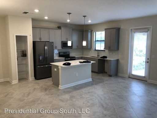 11217 Whistling Pine Way - Photo 2 of 15