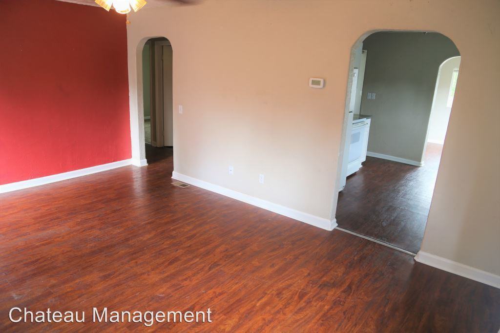 5915 Philomath Blvd - Photo 3 of 17