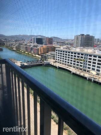 1000 3rd St - Photo 2 of 10